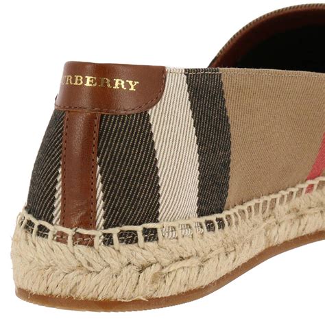 burberry shoes women outlet.